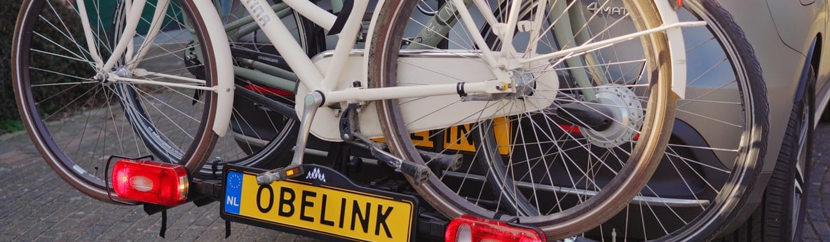 Support plaque d'immatriculation supplémentaire sur porte-vélo voiture